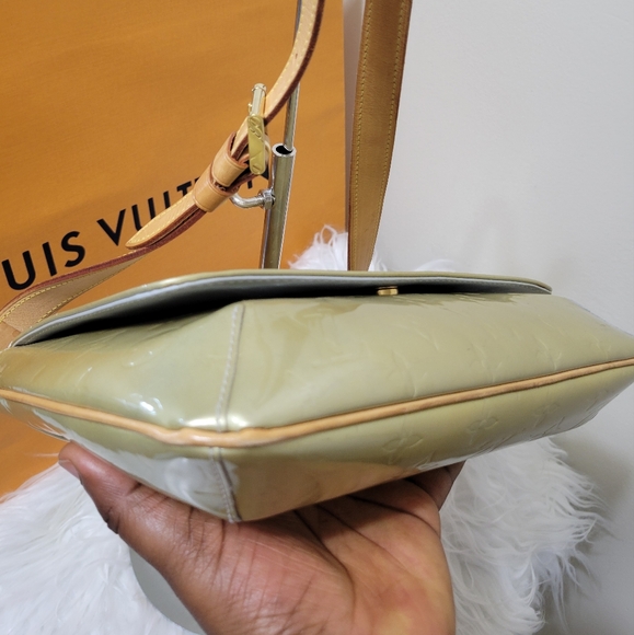 LOUIS VUITTON Mussette Tango  Street Shoulder Bag - Picture 3 of 12
